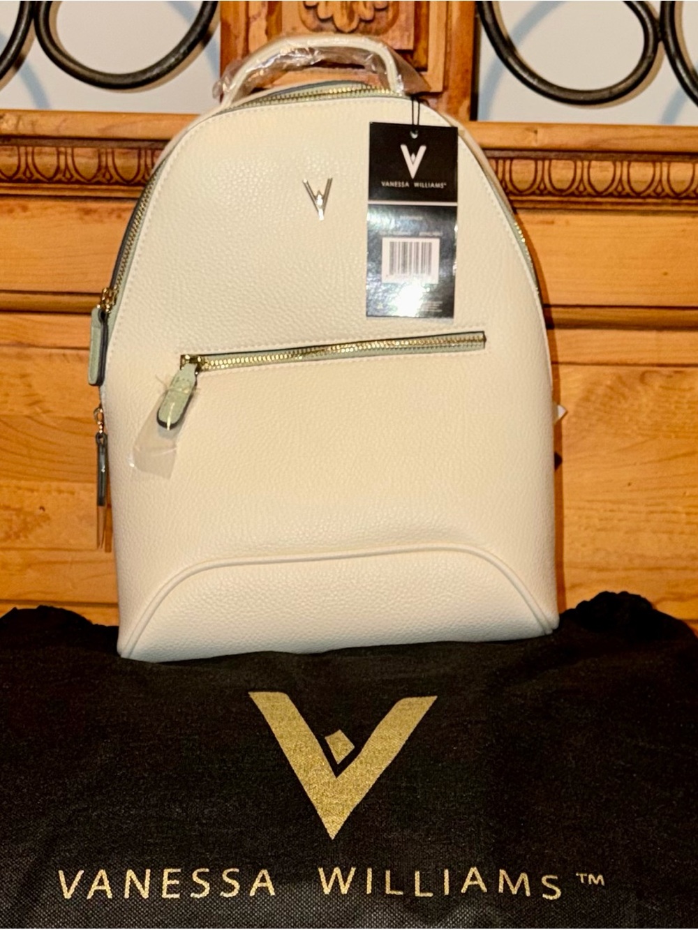 NWT Vanessa Williams Bone/Mint Pebble Faux Leather Mini Backpack